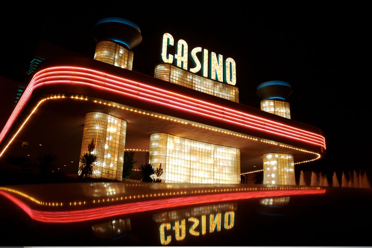 A World of Luxury Entertainment and the Buzz Around Toshi.bet