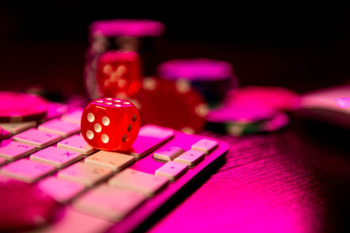 Online Slots Explained Features RTP Bonuses