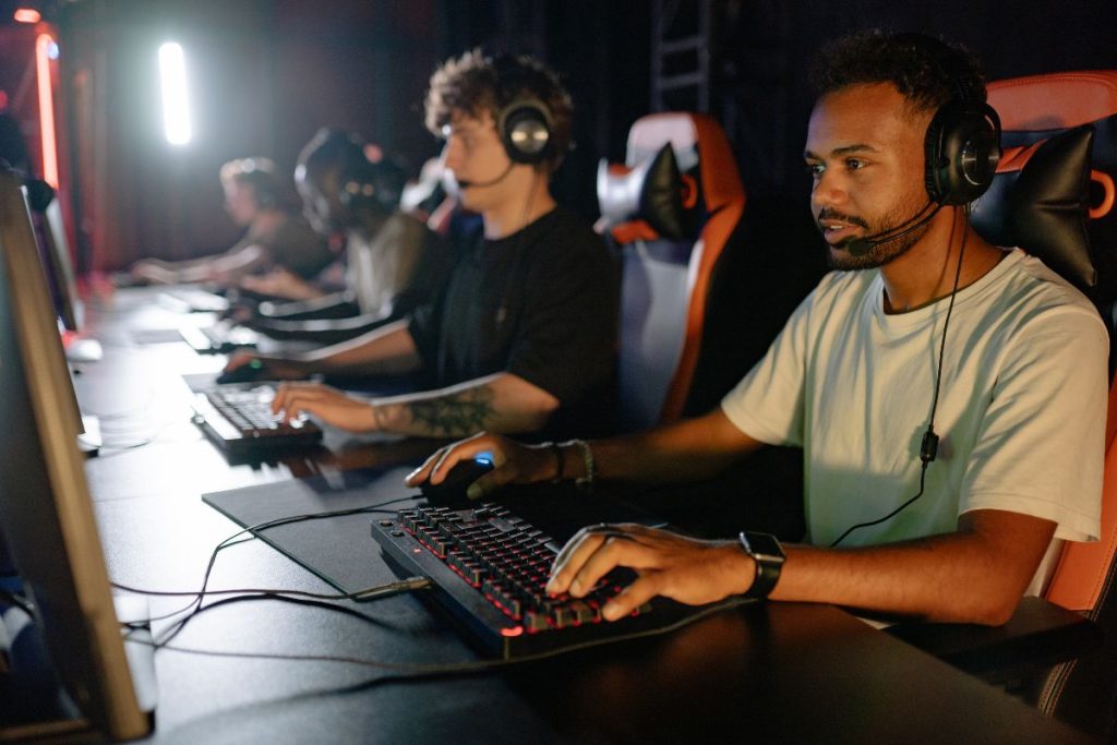 From Casual Play to Pro: Is Online Gaming a Viable Career Path in 2026? 2 What gaming as a career actually means in 2026
